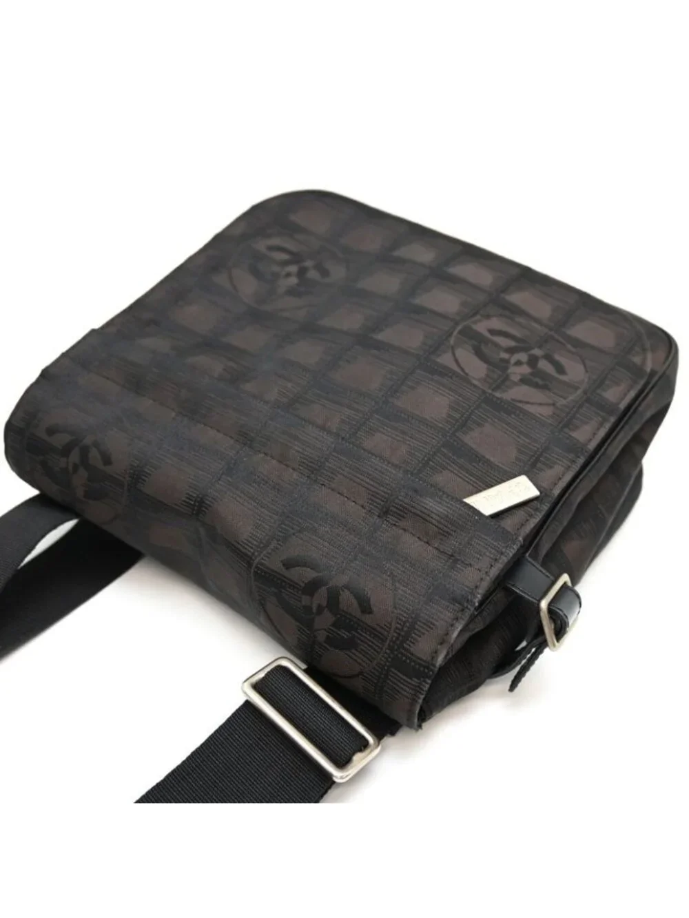 Chanel Shoulder Bag Brown